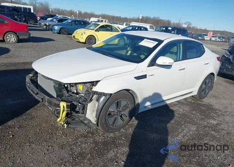 2013 Kia Optima Hybrid Lx z USA, uszkodzony, nr VIN KNAGM4AD9D5053166